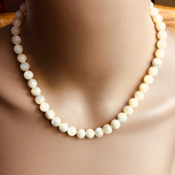 Vintage Jewelry - Vintage Art Deco MOP Mother Of Pearl Crystal Beaded Necklace
